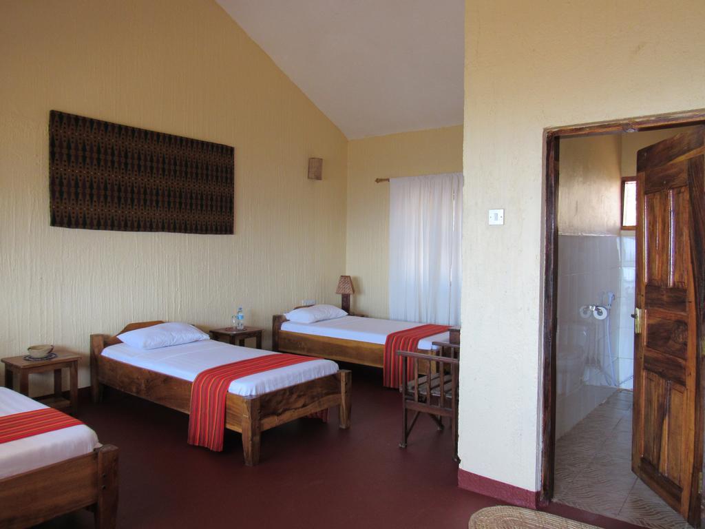 African Sunrise Lodge And Campsite 음토와음부 외부 사진
