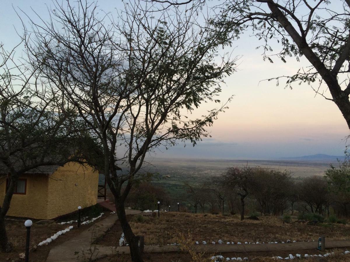 African Sunrise Lodge And Campsite 음토와음부 외부 사진